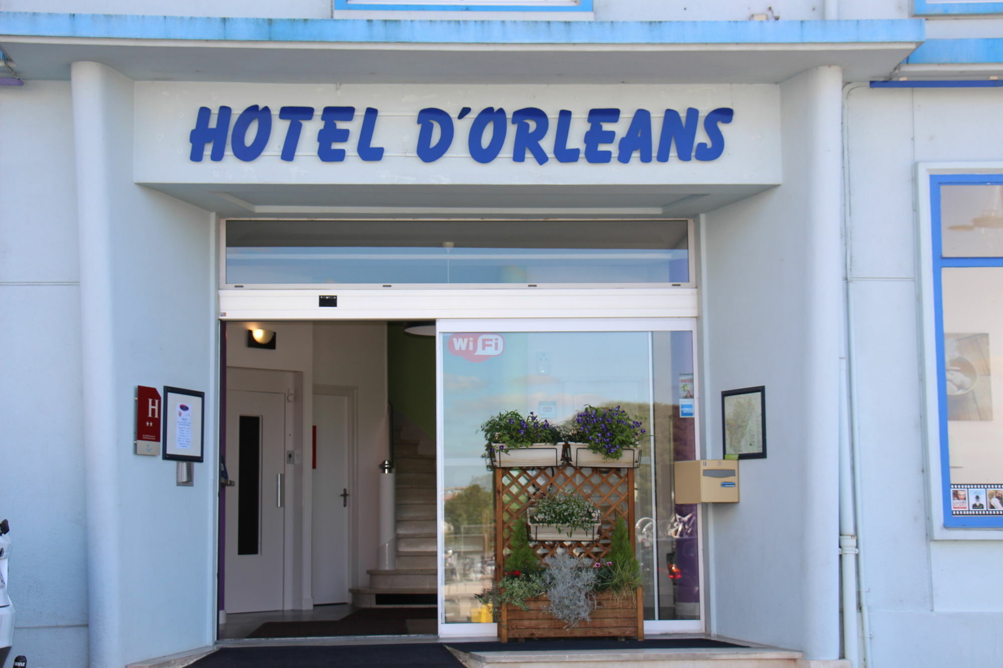 Hotel D'Orleans Angoulême Eksteriør billede
