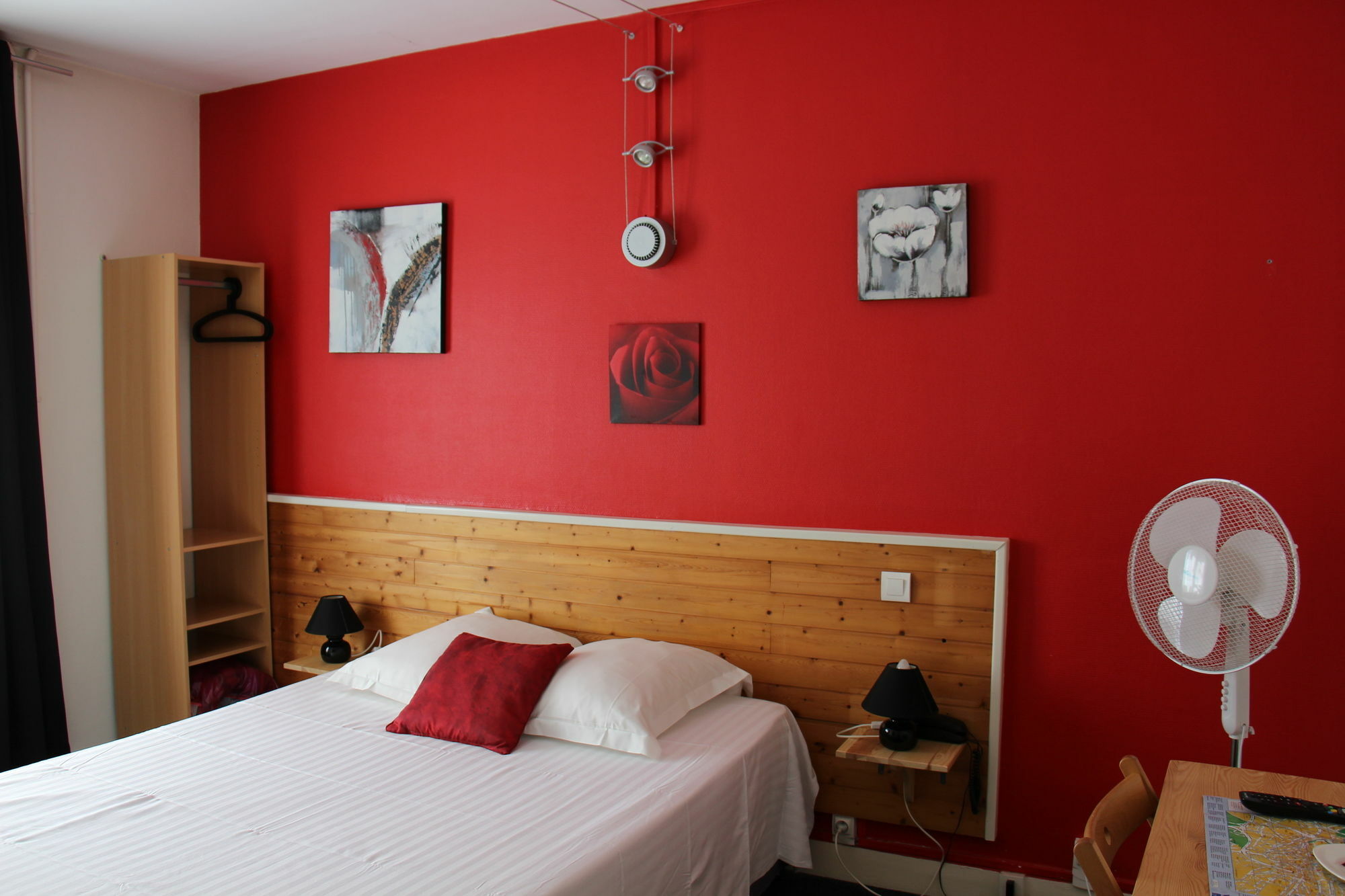 Hotel D'Orleans Angoulême Eksteriør billede